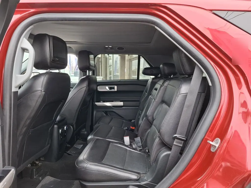 Ford Explorer Limited año 2022