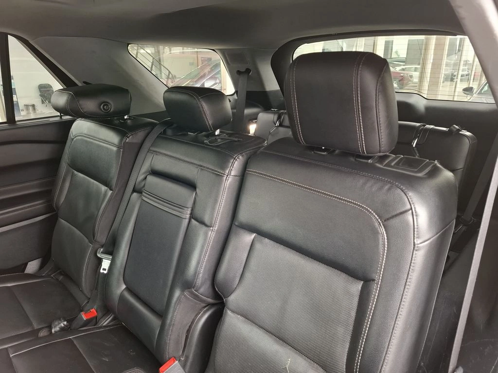 Ford Explorer Limited año 2022