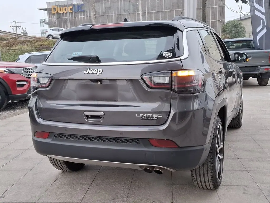 Jeep Compass Limited año 2025