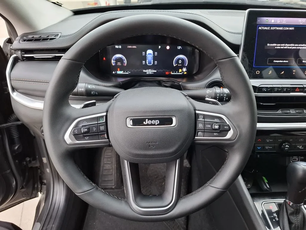 Jeep Compass Limited año 2025