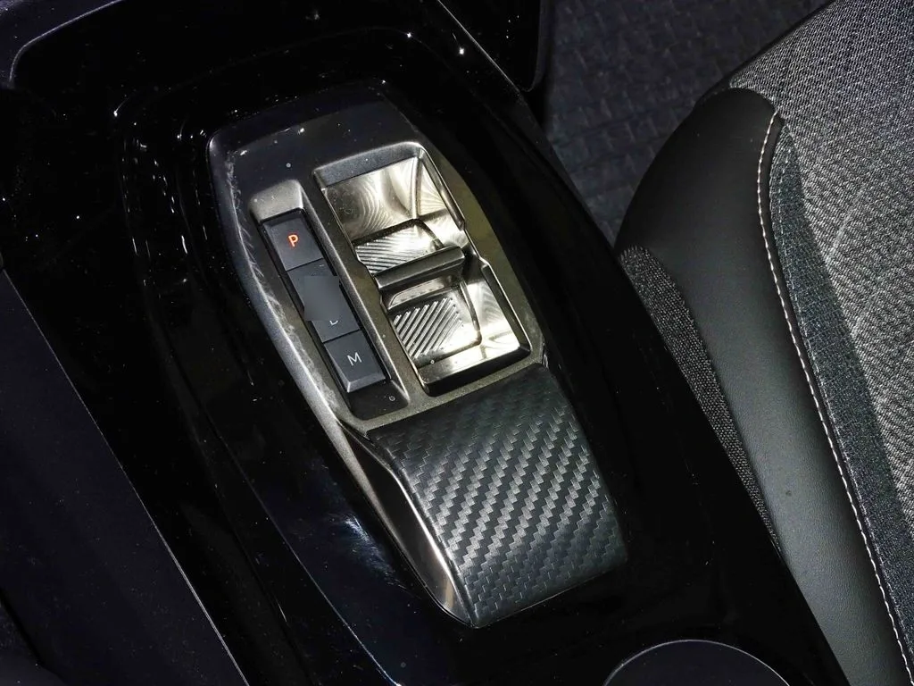 Peugeot 208 Allure año 2026