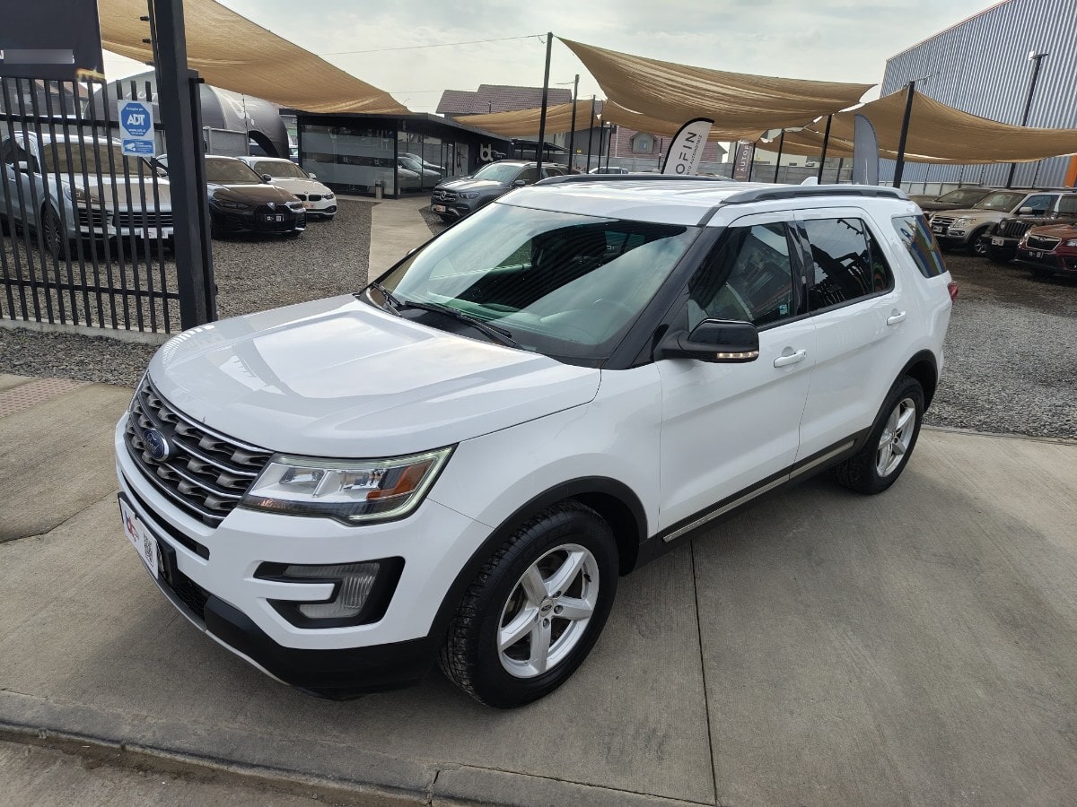 Ford Explorer Xlt 3.5 año 2017