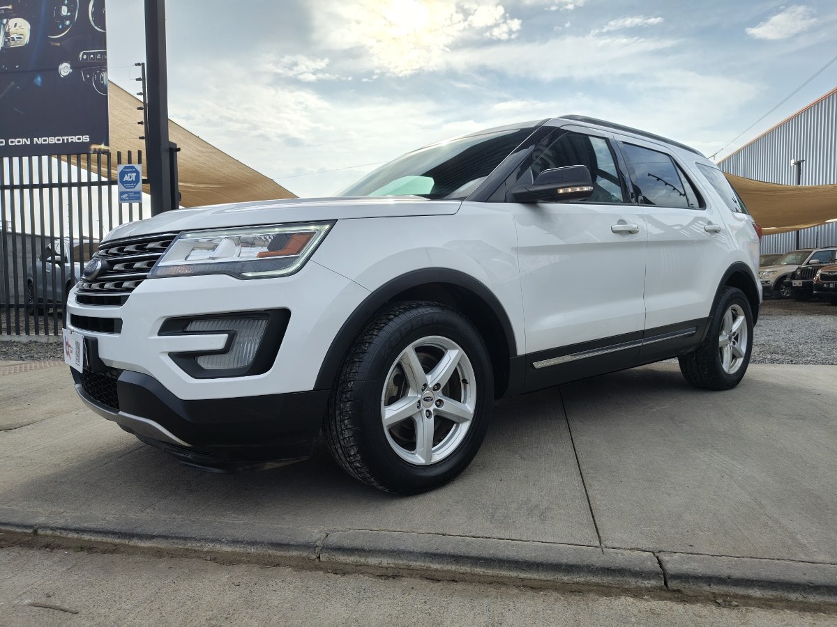 Ford Explorer Xlt 3.5 año 2017