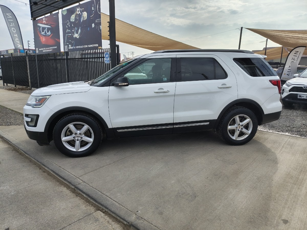 Ford Explorer Xlt 3.5 año 2017