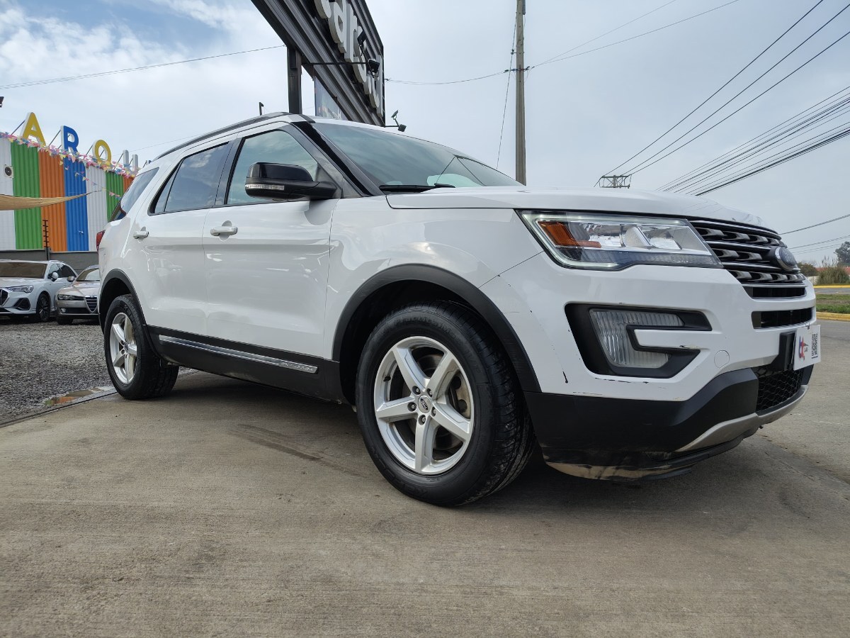 Ford Explorer Xlt 3.5 año 2017