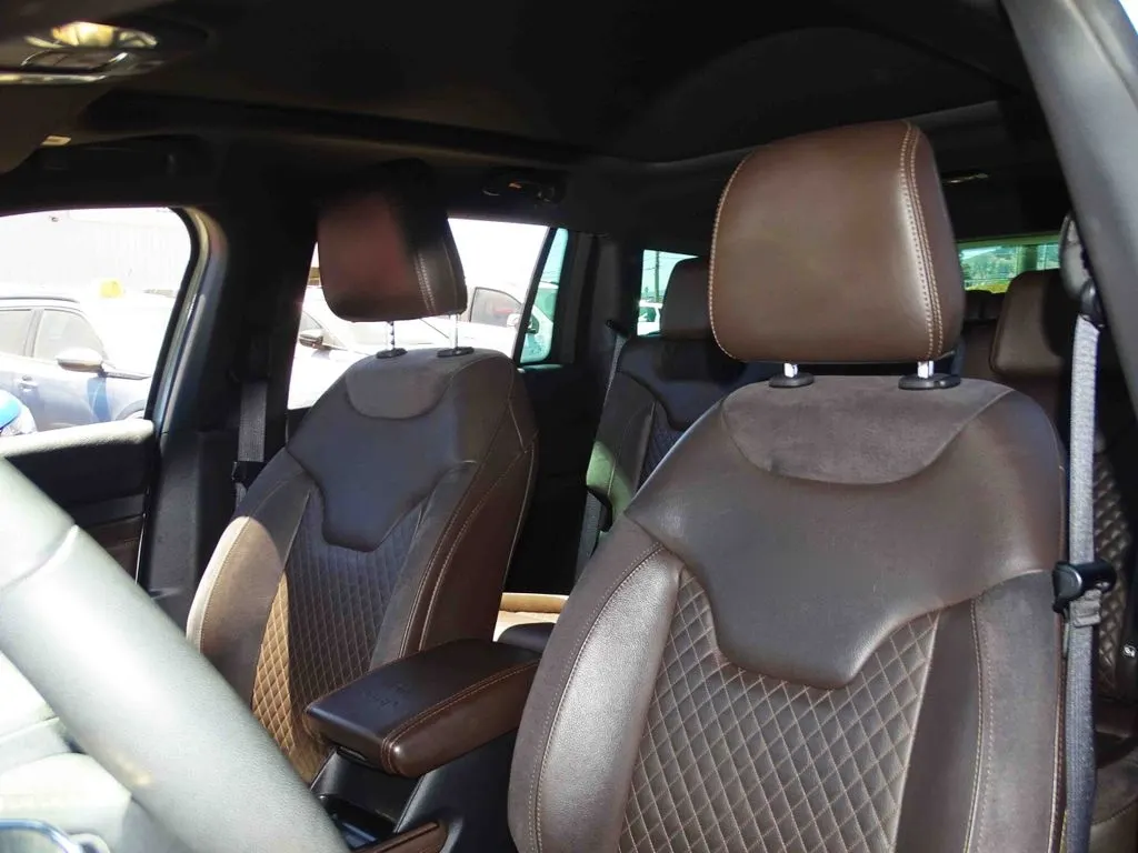 Jeep Commander Overland año 2022
