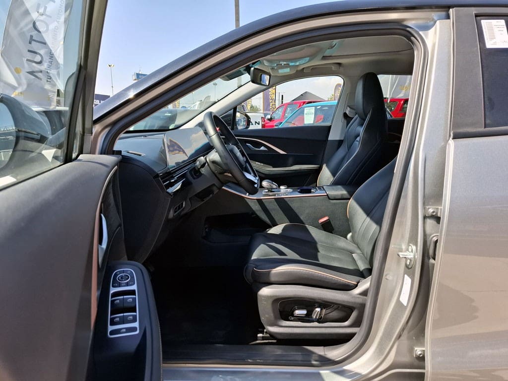 Omoda C5 1.5 T Comfort At año 2024