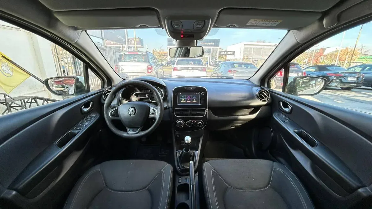 Renault Clio Expression 1.2 Mt año 2018