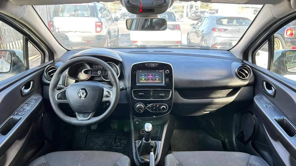 Renault Clio Expression 1.2 Mt año 2018