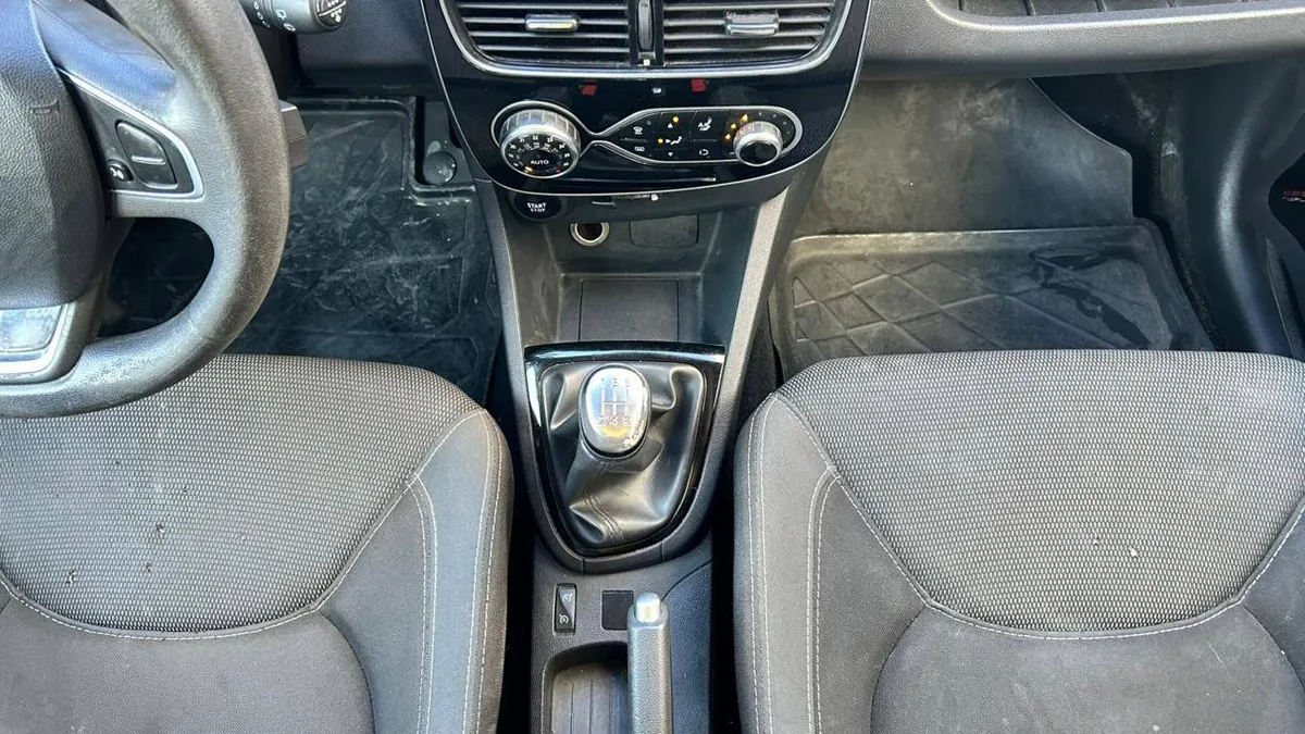 Renault Clio Expression 1.2 Mt año 2018