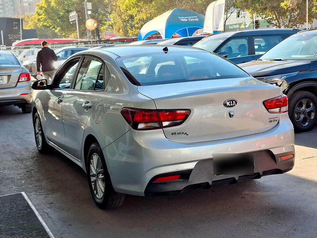 Kia Rio 4 1.4 Ex At año 2019