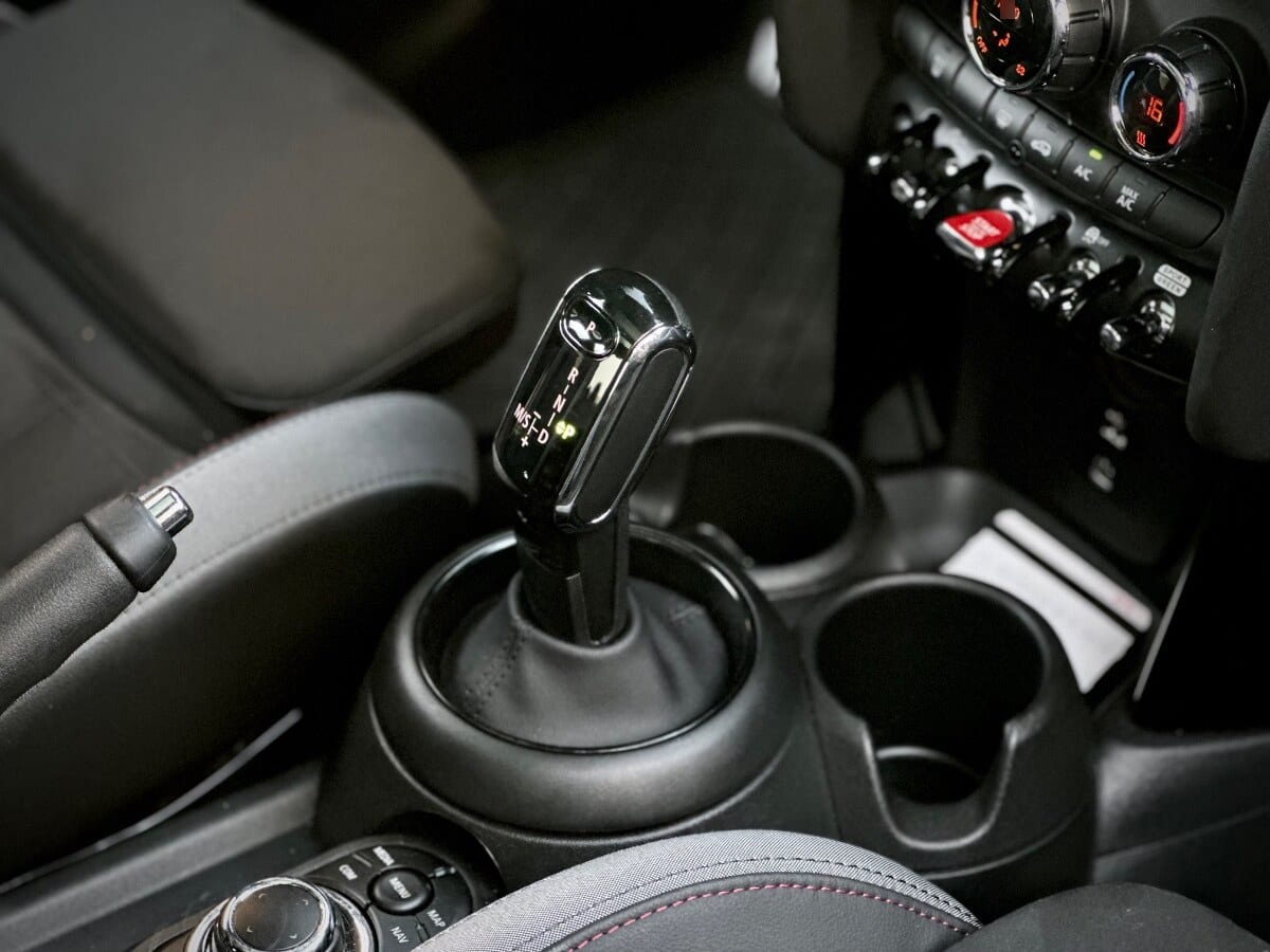 Mini Cooper S Look Jcw año 2023