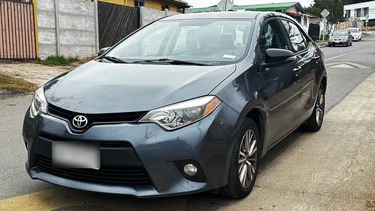 TOYOTA COROLLA 1.8 Sedan Sport Cvt At año 2015