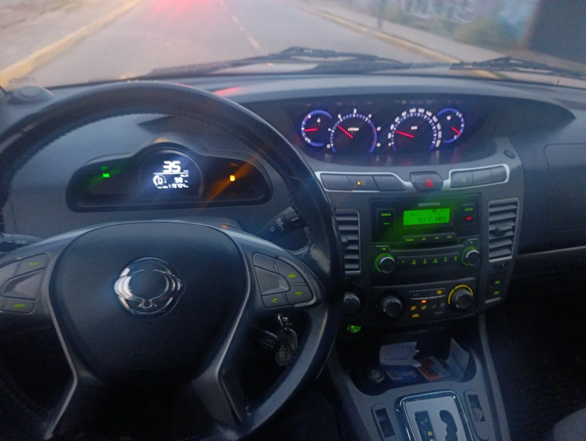 SSANGYONG STAVIC 2.0 Mt Diesel año 2016