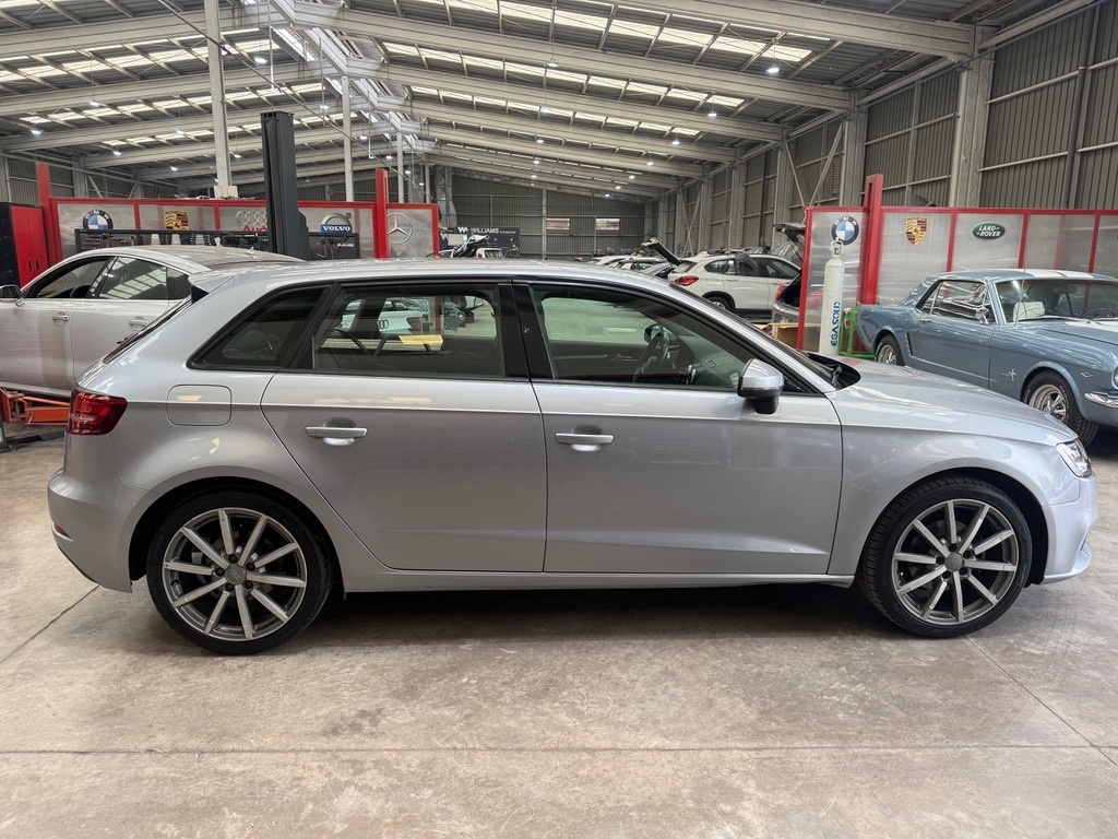 Audi A3 1.4 Sportback 35 Tfsi At año 2020