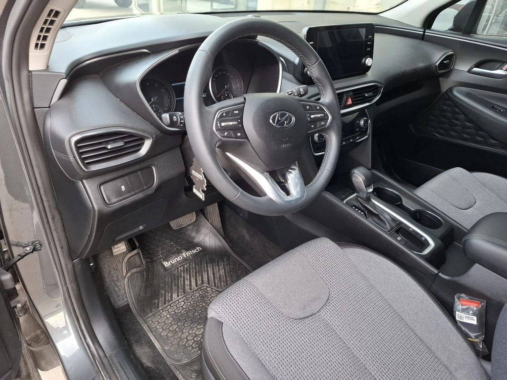 Hyundai Santa Fe 2.5 At año 2023