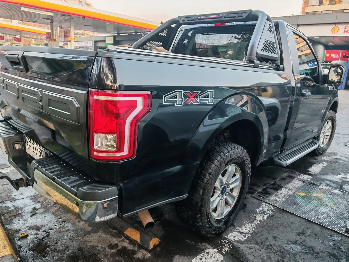 FORD F-150 3.5 Xlt Cc At año 2018
