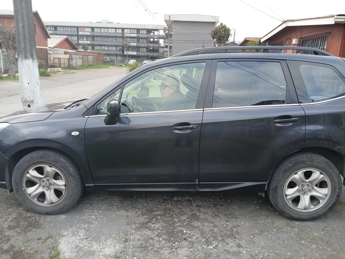 Subaru Forester 2.0 Cvt X At 4x4 año 2014