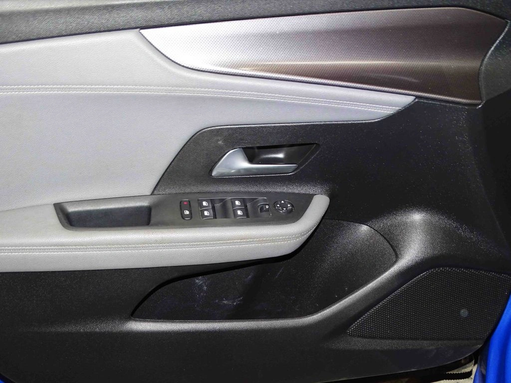 Opel Mokka Elegance año 2023