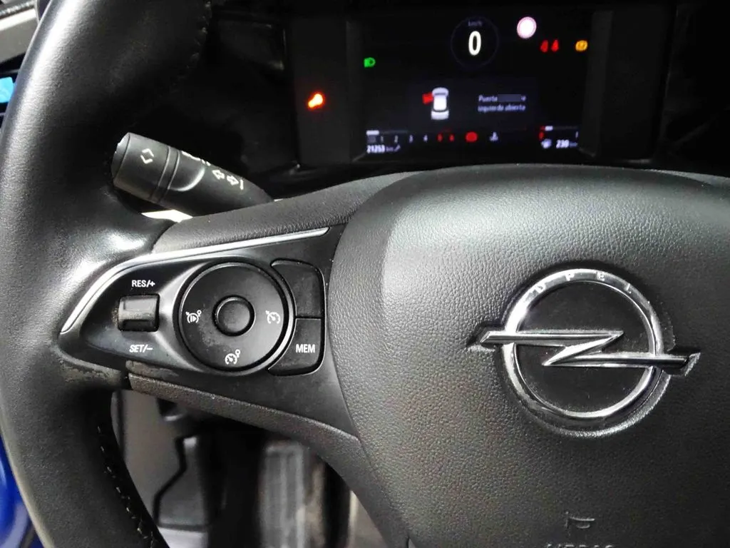 Opel Mokka Elegance año 2023