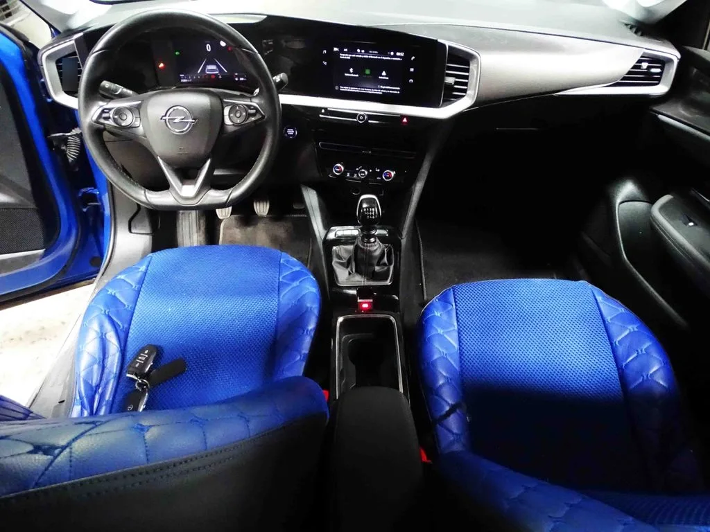 Opel Mokka Elegance año 2023