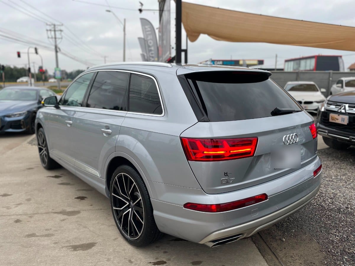 Audi Q7 Tfsi 2.0 Aut año 2017