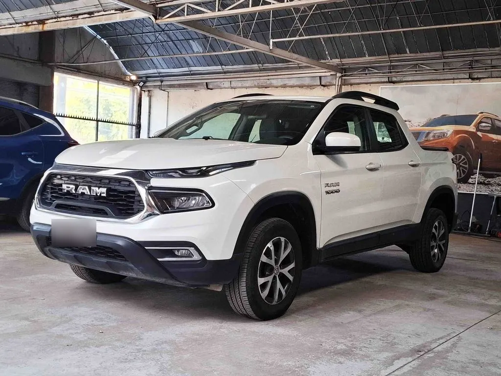 Ram 1000 Big Horn Night Edition año 2022