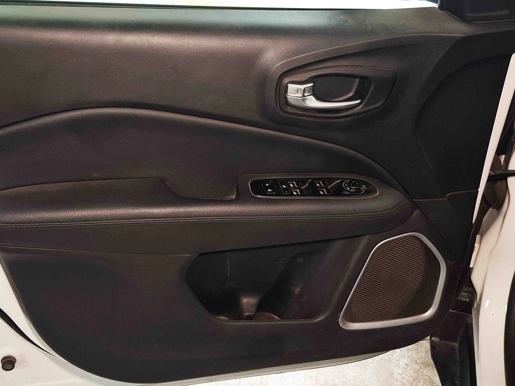 Ram 1000 Big Horn Night Edition año 2022
