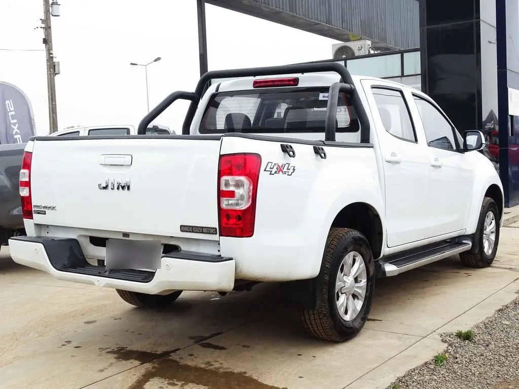 Jim Re-max 4x4 año 2025