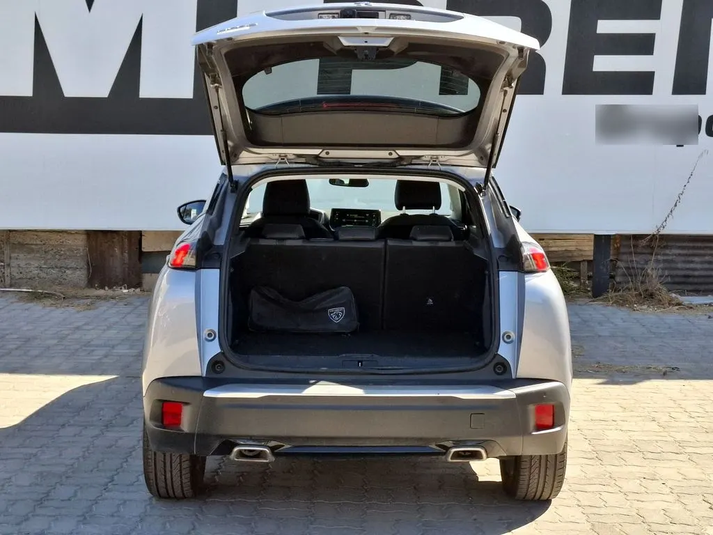 Peugeot 2008 Allure Pack año 2023