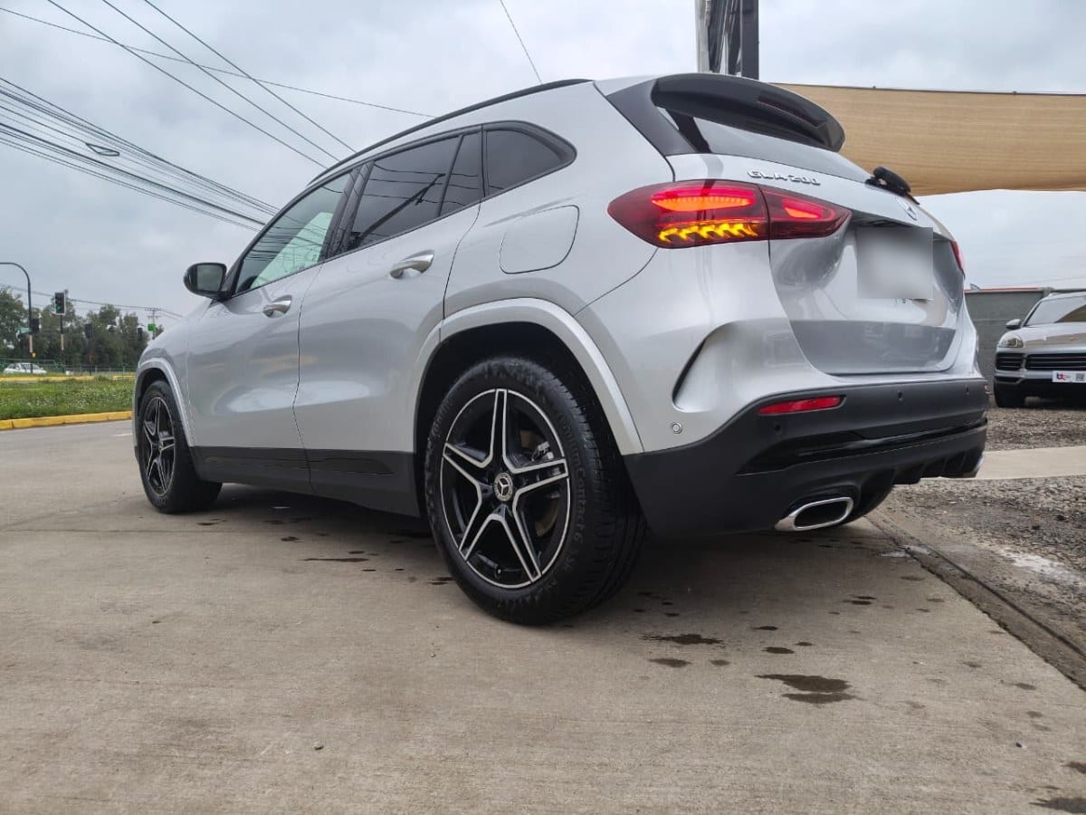 Mercedes-benz Gla 200 Gla 200 1.3 Advanced Look Amg año 2024
