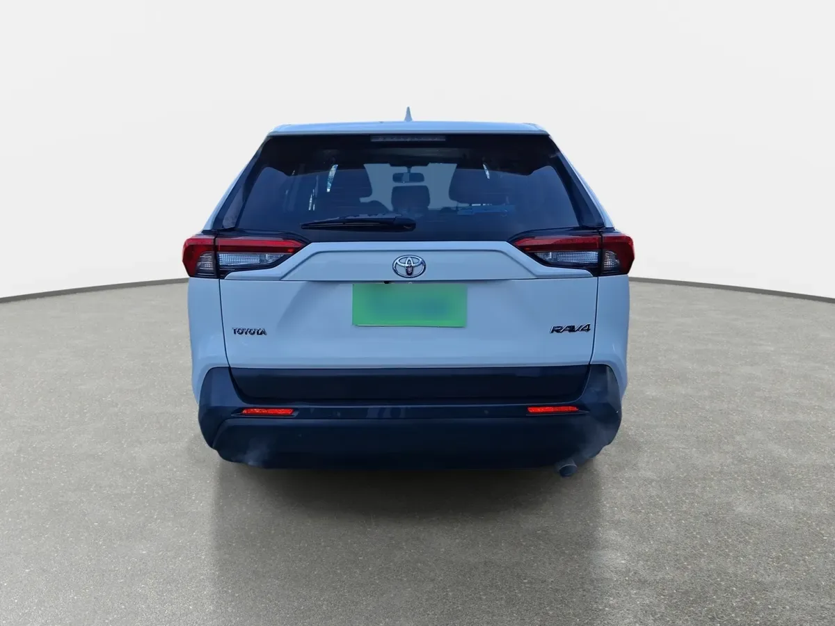 Toyota Rav 4 2.0 Le 4x2 Cvt At 5p año 2022
