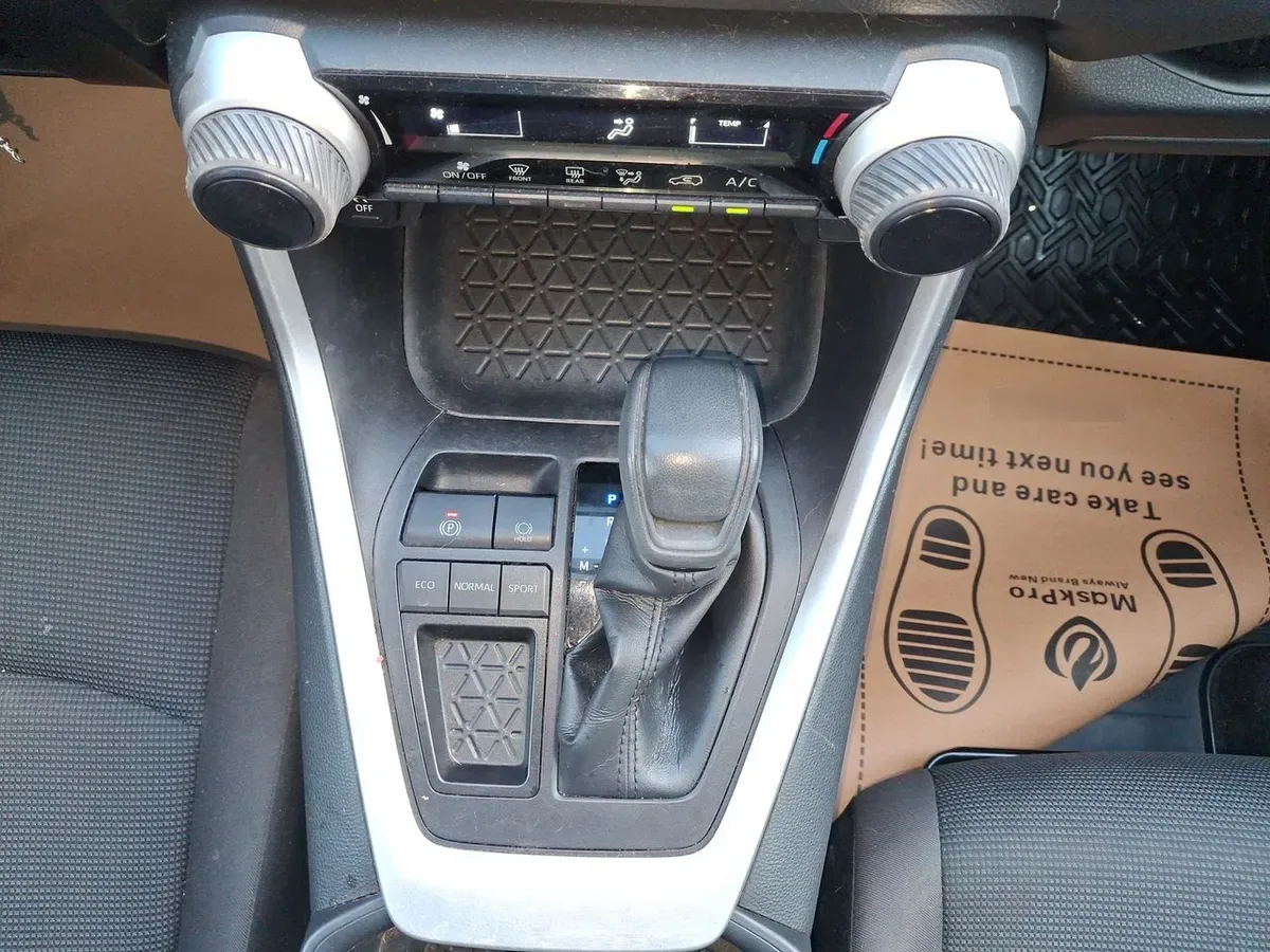 Toyota Rav 4 2.0 Le 4x2 Cvt At 5p año 2022