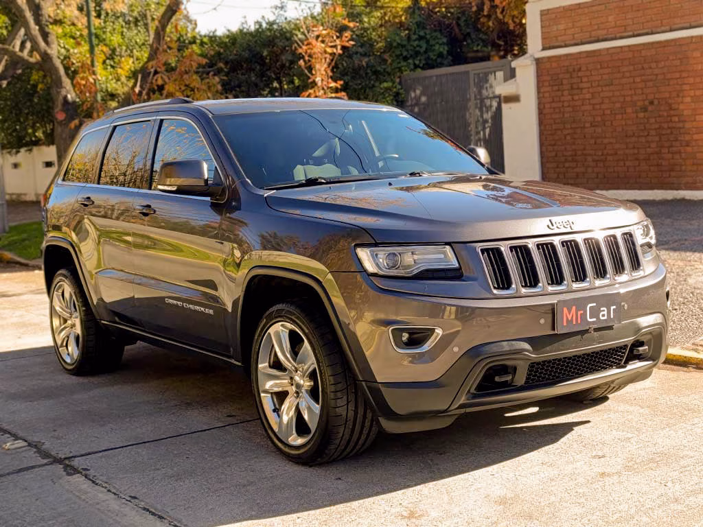 Jeep Grand Cherokee Laredo año 2014