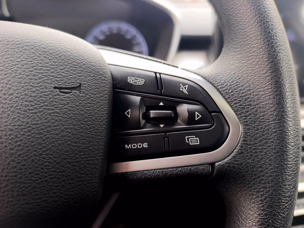 Geely Coolray Lite año 2026