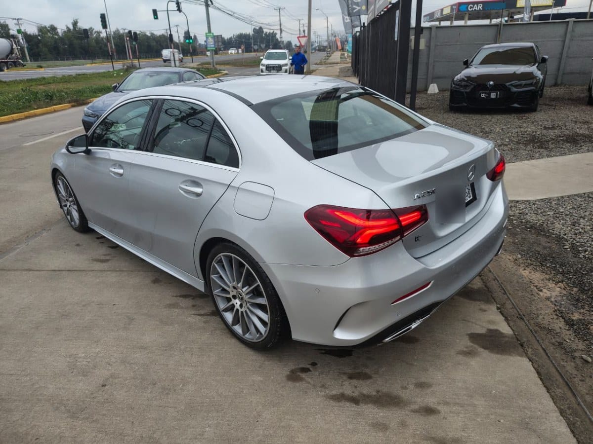 Mercedes-benz A200 A200 2.0 Sedan Aut año 2023