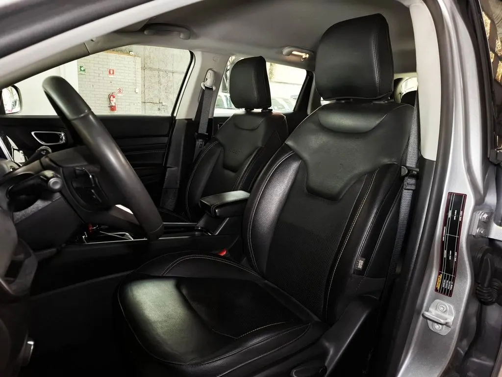 Jeep Compass Longitud año 2025