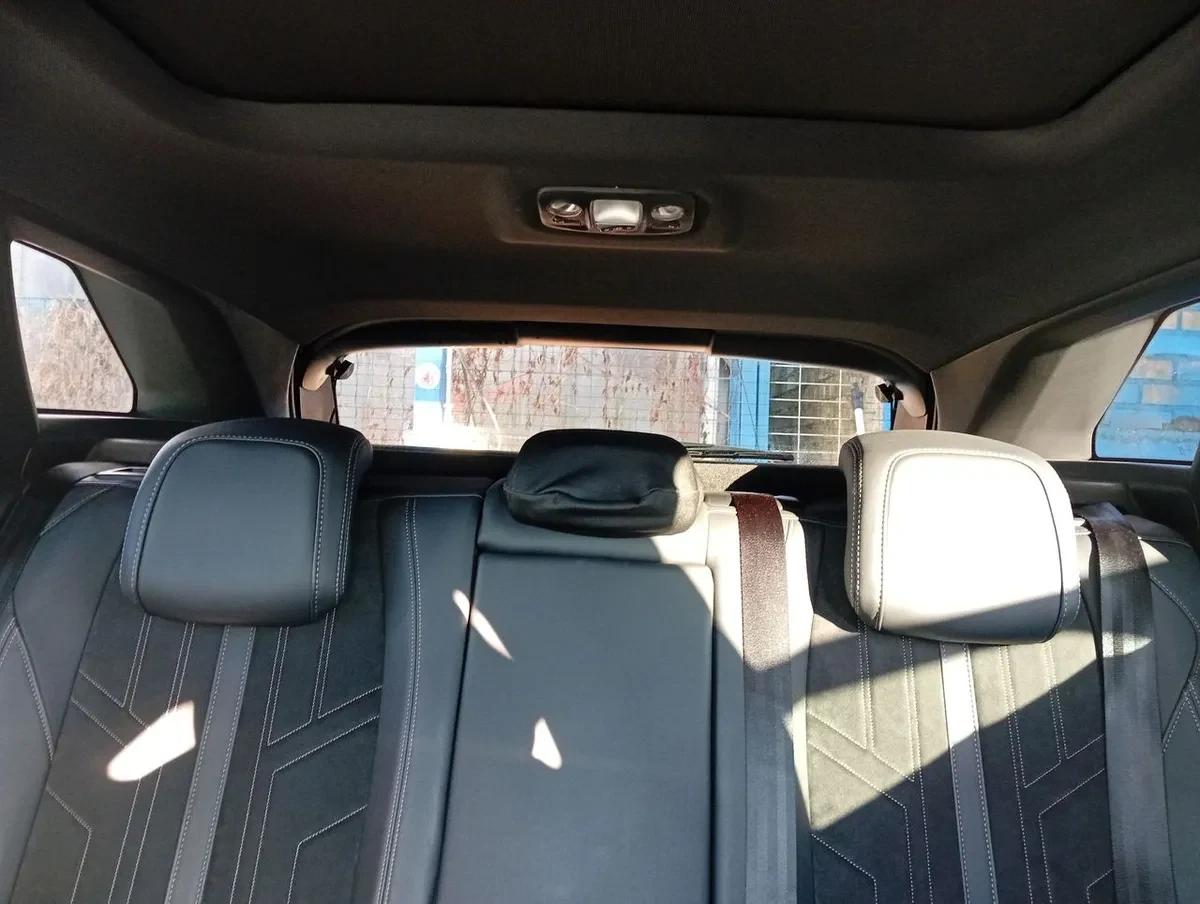 Peugeot 3008 1.5 Gt Black Pack Bluehdi Diesel 130 4x2 Eat8 5p año 2023