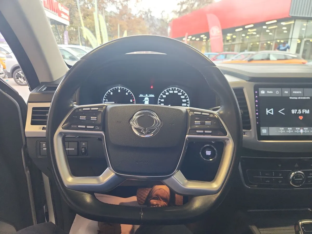 Ssangyong Rexton 2.2t Glx Diesel 4x4 6ab 8at 5p año 2023