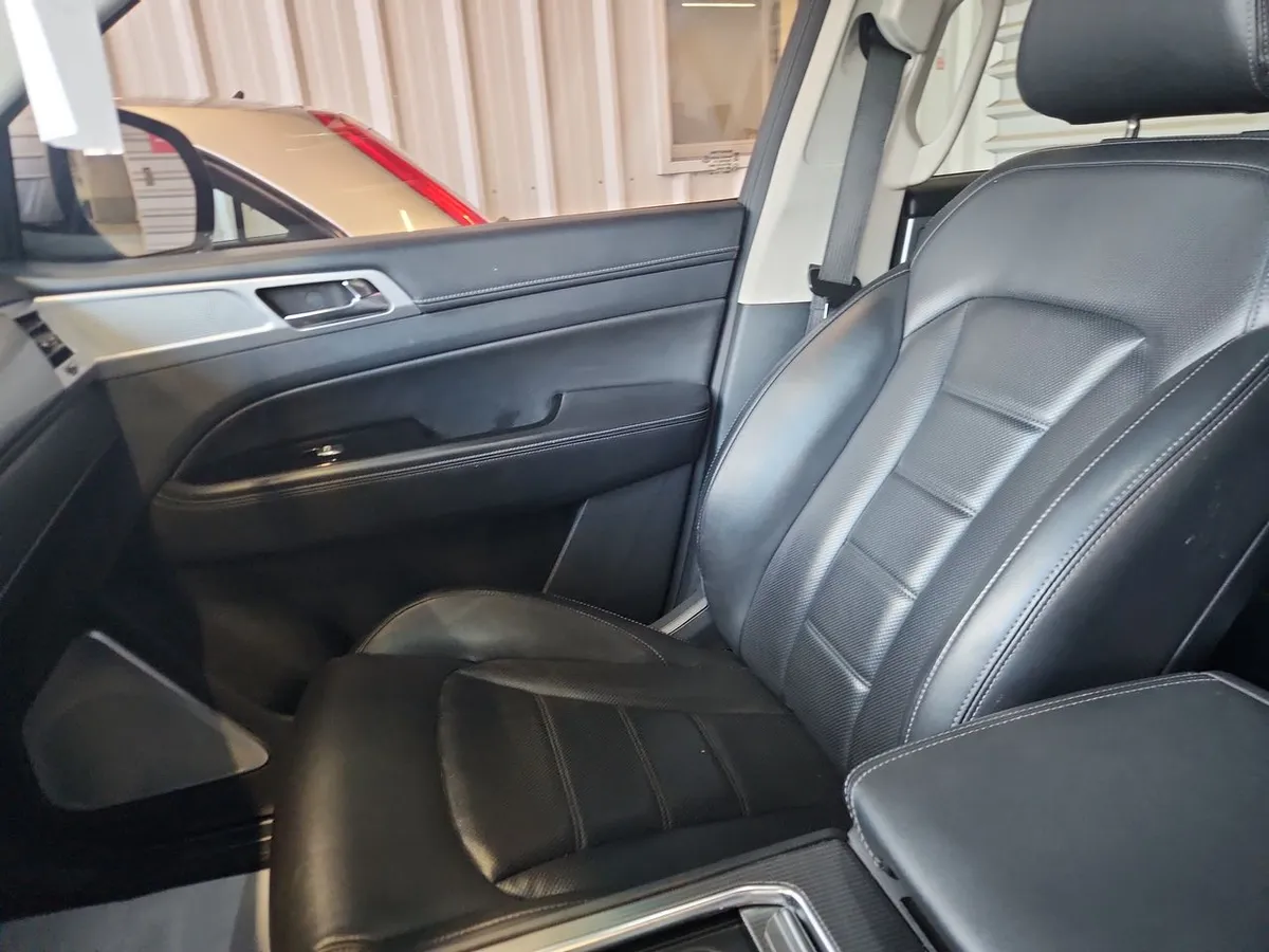 Ssangyong Rexton 2.2t Glx Diesel 4x4 6ab 8at 5p año 2023