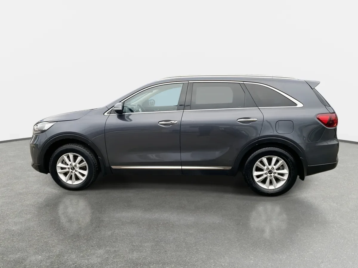 Kia Sorento 2.4 Ex 2wd Mt 5p año 2019