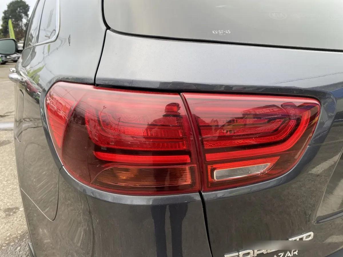 Kia Sorento 2.4 Ex 2wd Mt 5p año 2019