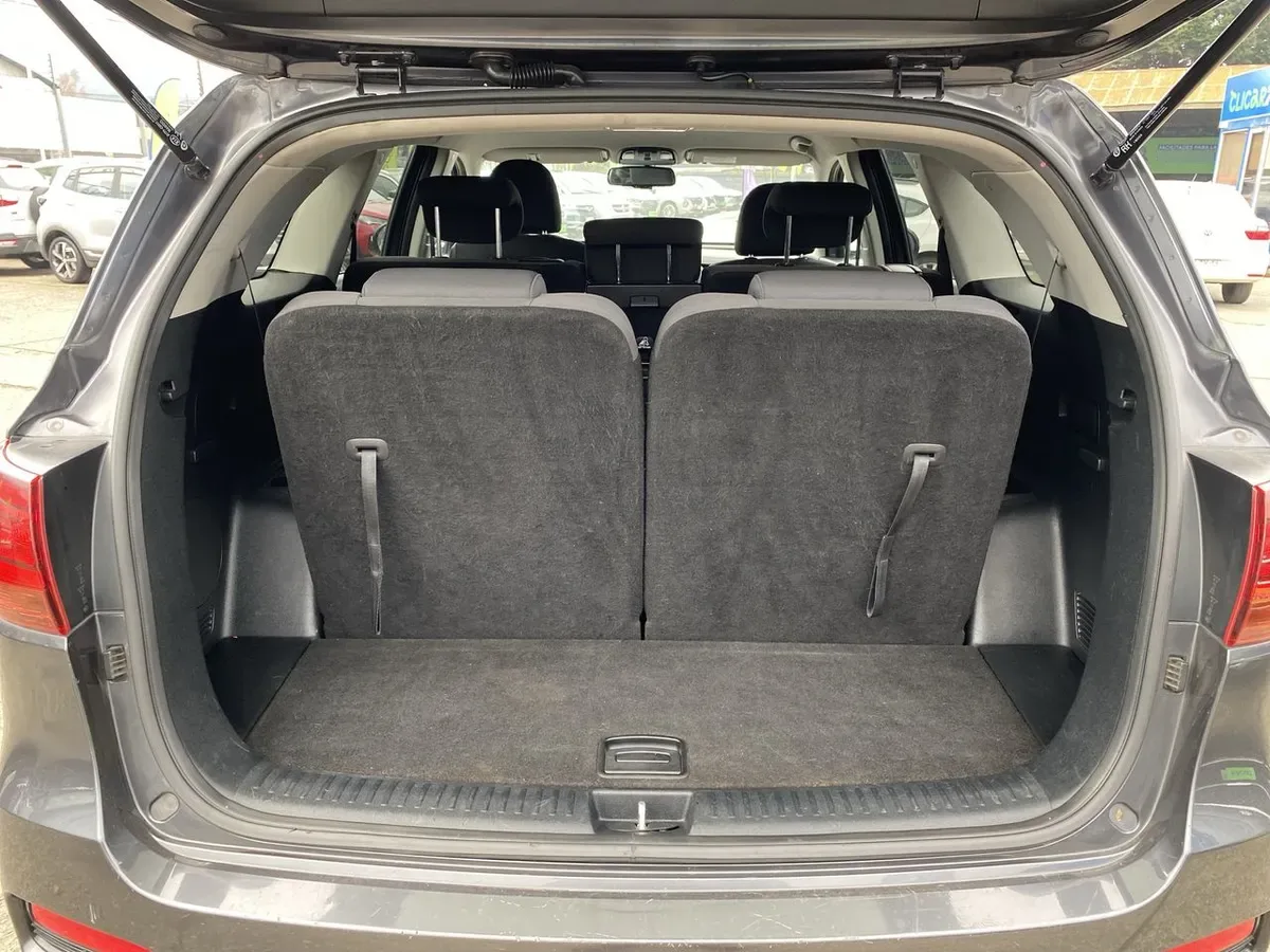Kia Sorento 2.4 Ex 2wd Mt 5p año 2019