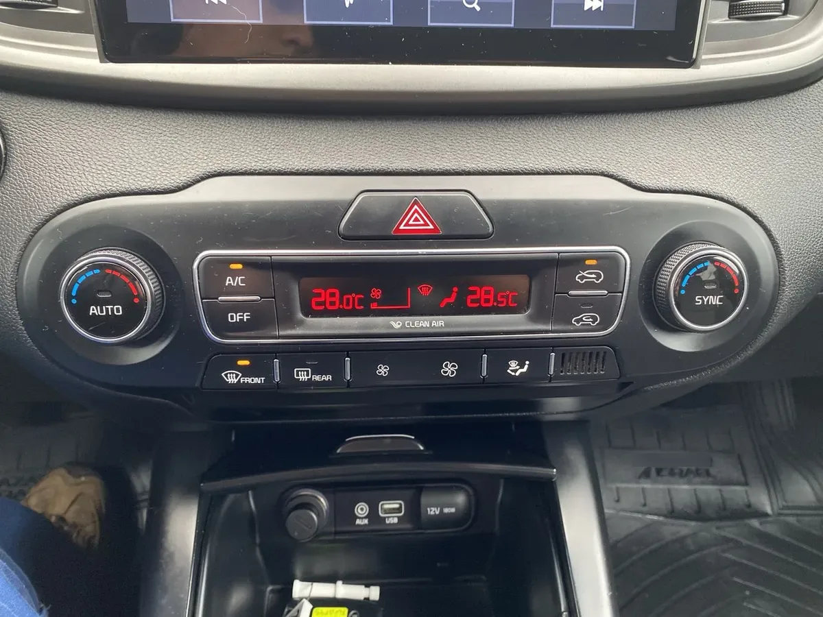 Kia Sorento 2.4 Ex 2wd Mt 5p año 2019