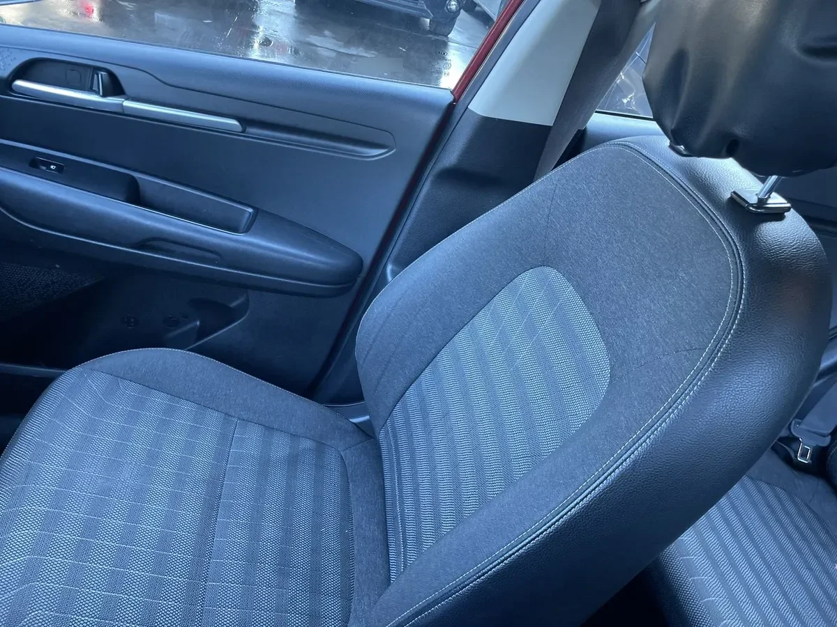 Kia Sonet 1.5 Ex 4x2 6mt 5p año 2021