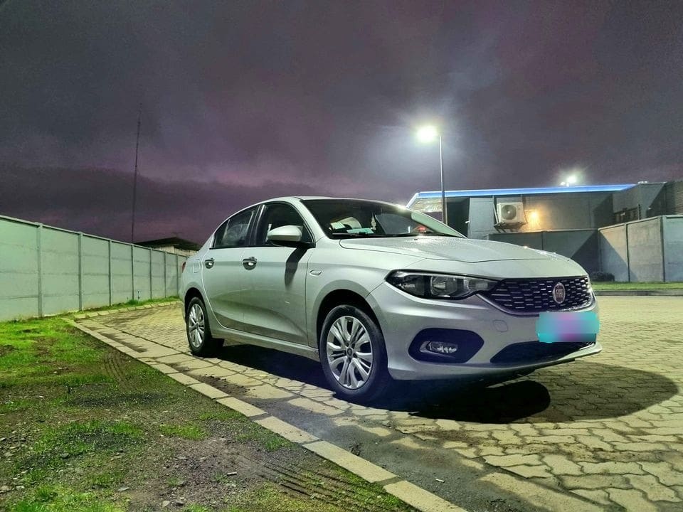 FIAT TIPO 1.6 Lounge L At año 2019