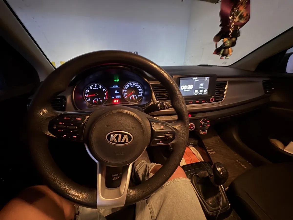 KIA MOTORS RIO 5 1.4 Ex Full Mt año 2019