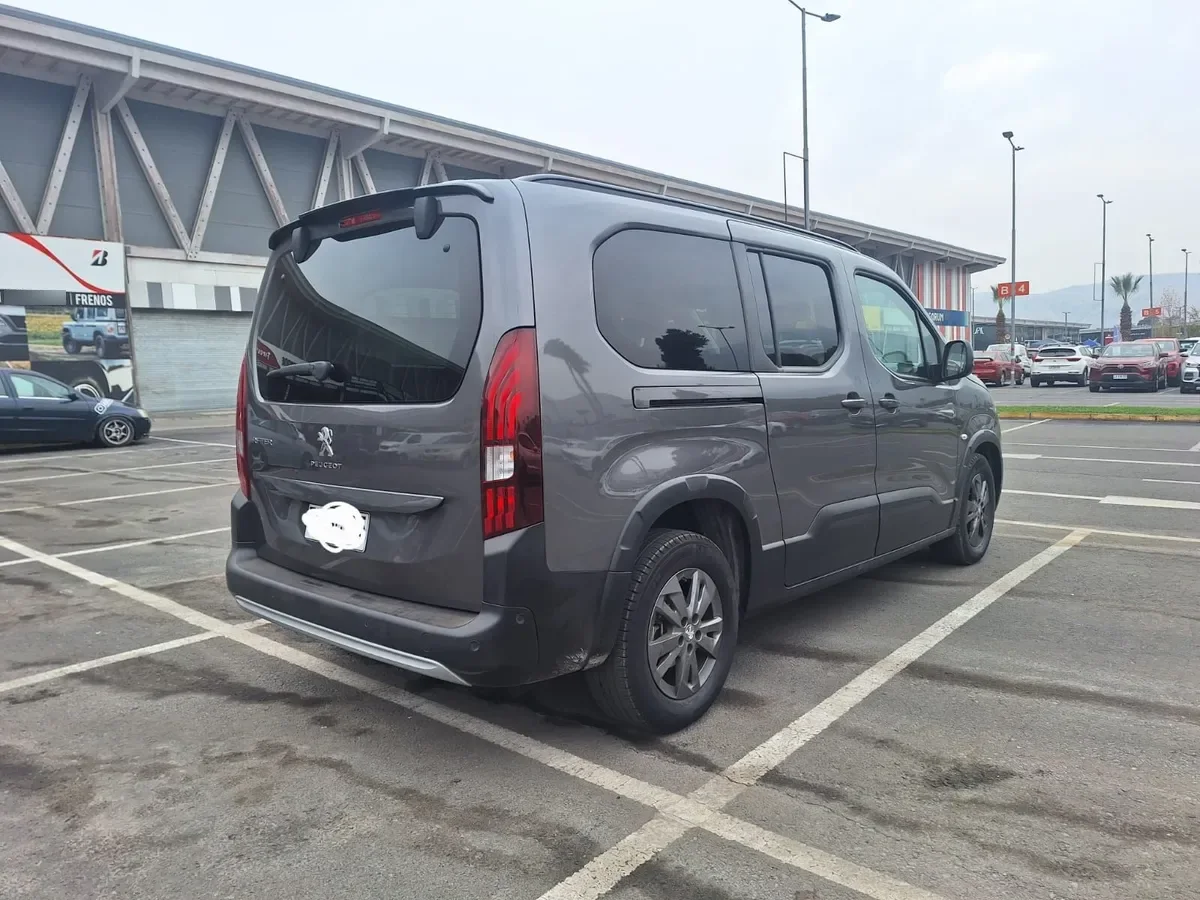 Peugeot RIFTER 1.5 Allure Bluehdi 130 At Diesel año 2024