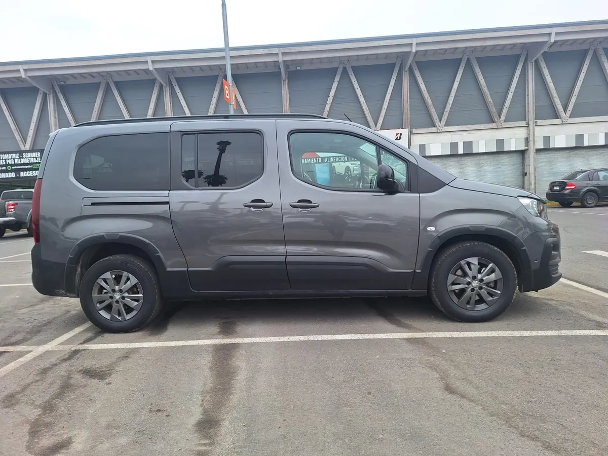 Peugeot RIFTER 1.5 Allure Bluehdi 130 At Diesel año 2024