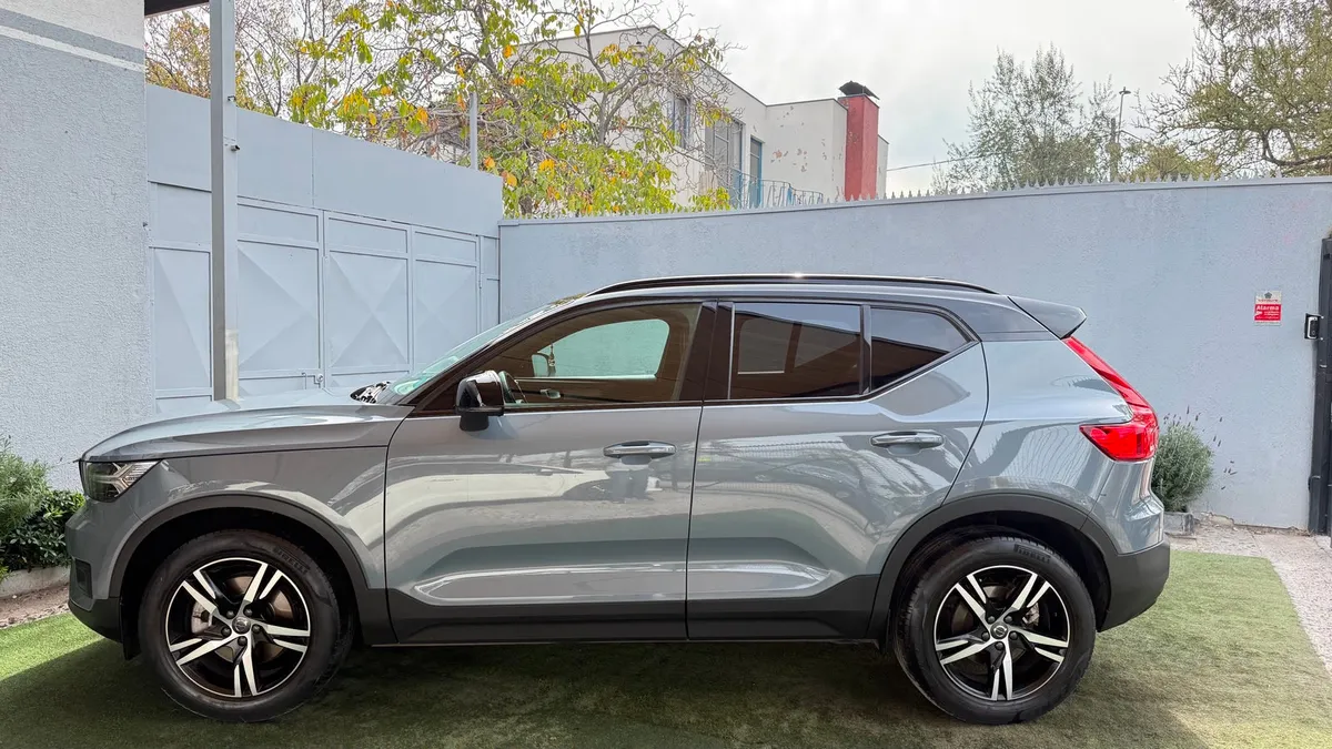 Volvo Xc40 2.0 T4 R-Design Auto año 2021